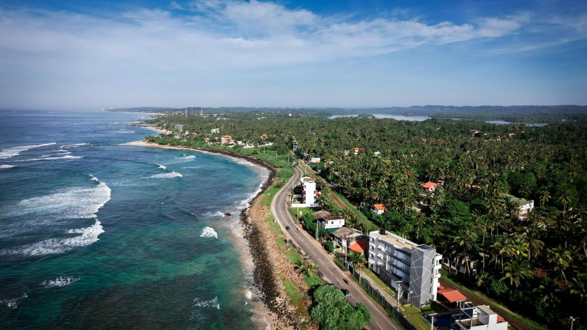 Teya Beach Hotel Ahangama Exteriér fotografie